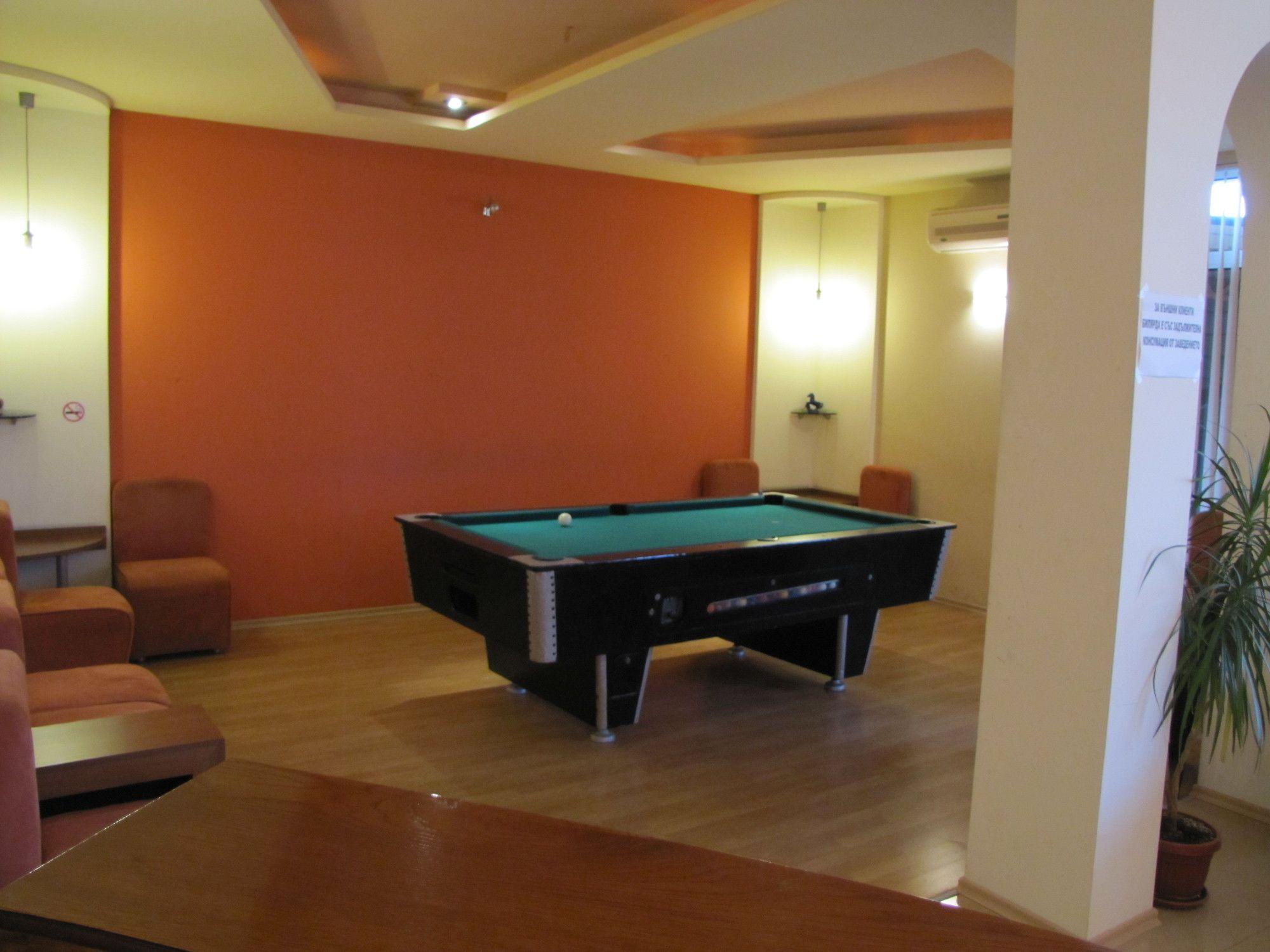 בלצ'יק Paris Hotel מראה חיצוני תמונה